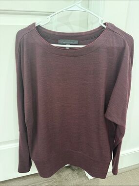 White House Black Market Women's Long-Sleeve Crewneck Sweatshirt - Wine